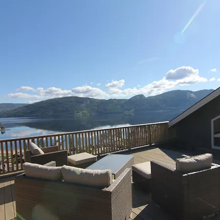 Hébergement de vacances Modern With Panoramic View Of The Nisser Trontveit